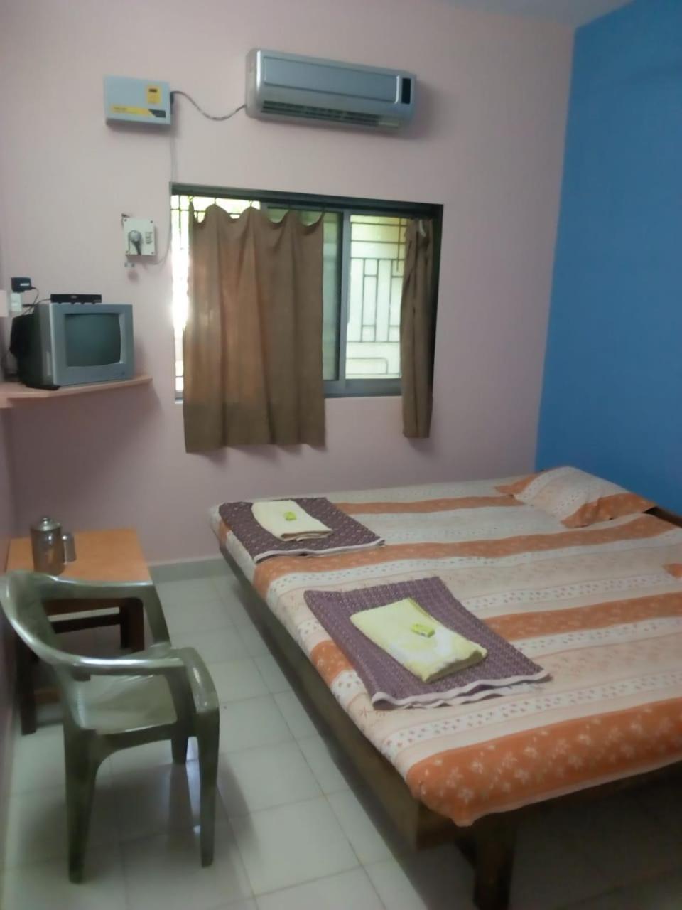 Hotel Anjali Lodge Малван Екстер'єр фото